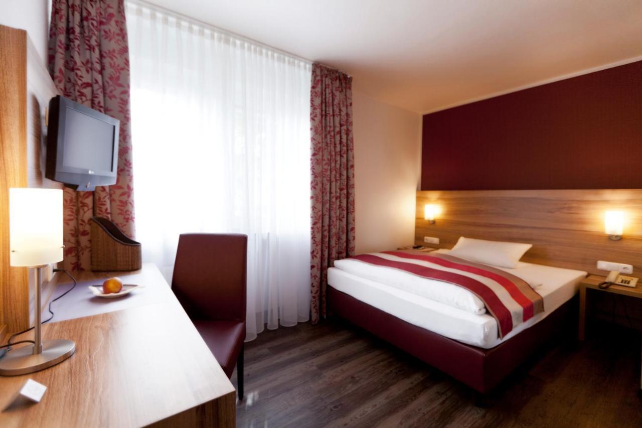 Adolphs Hotel Köln Ngoại thất bức ảnh