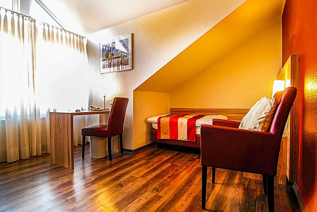 Adolphs Hotel Köln Ngoại thất bức ảnh